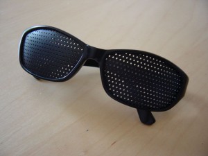 800px-Rasterbrille